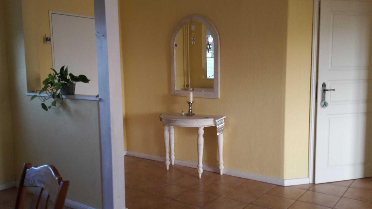 Schoene Ferienwohnung Im Alten Gasthaus In Stoltebuell 외부 사진