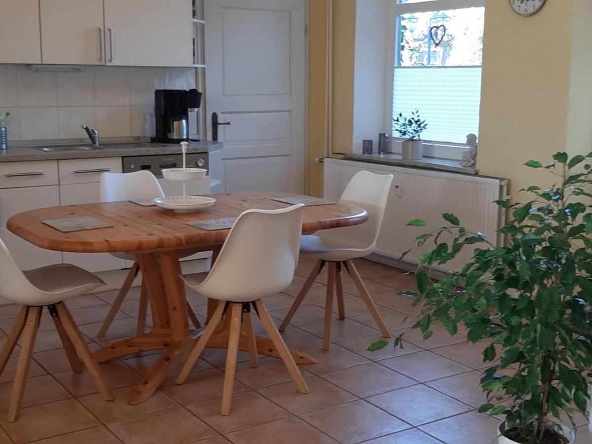 Schoene Ferienwohnung Im Alten Gasthaus In Stoltebuell 외부 사진